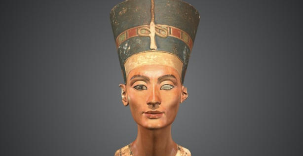 娜芙蒂蒂胸像:偶像诞生 The Nefertiti Bust – The Birth of an Icon 2020插图1
