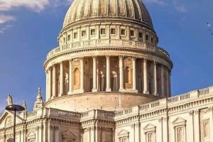 英国大教堂：荣耀上帝 Britain's Great Cathedrals: To the Glory of God