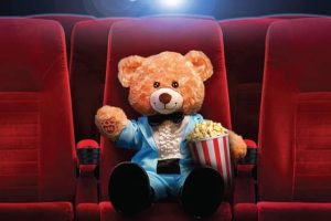 未名：一只熊的故事 Unstuffed：Build-A-Bear