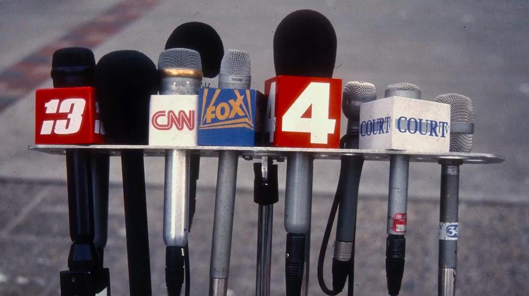 梅内德斯兄弟：逆伦血案 The Menendez Brothers插图10