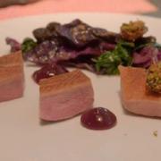 这个酒店太英国 A Very British Hotel插图4