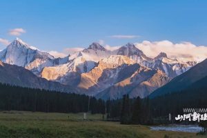 山河新疆 第1-2季全9集 Mountains And Rivers In Xinjiang