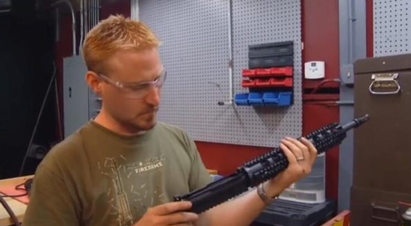 万能改枪手/枪械之子 第1季 SONS OF GUNS插图2