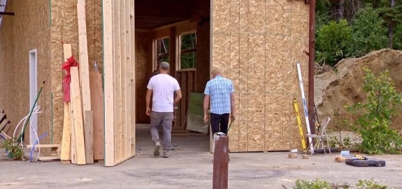 抢救脱网族 第6季  HOMESTEAD RESCUE插图3