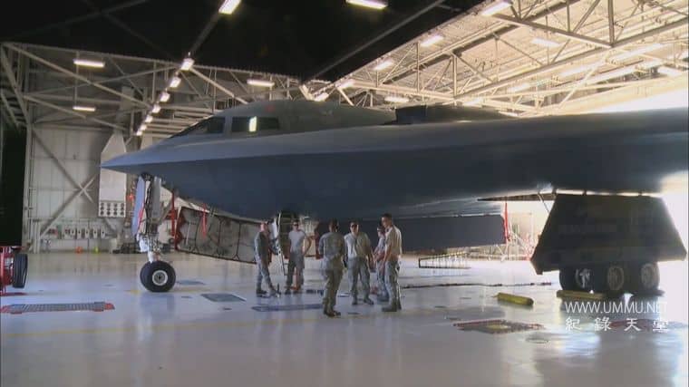 B2轰炸机：在战争中的隐身 B2: Stealth at War插图6