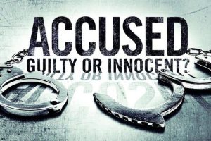 被告：有罪还是无罪？Accused: Guilty or Innocent?