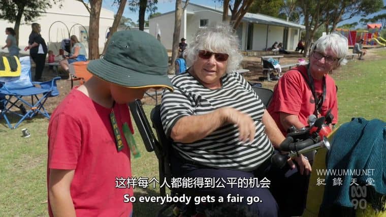 揭开澳大利亚的面纱 Miriam Margolyes: Australia Unmasked插图6